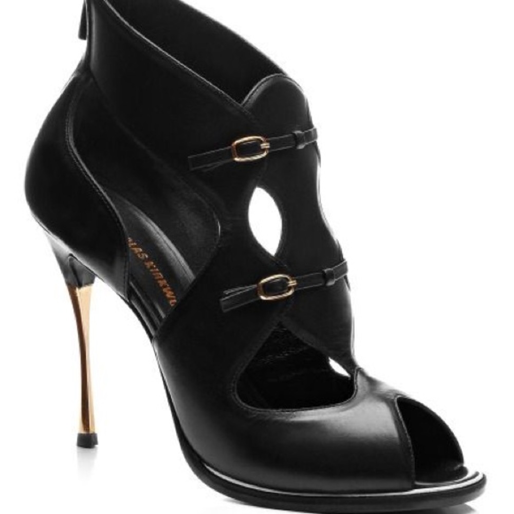 Nicholas Kirkwood Cutout Black Stiletto Gold Buckle Heel Detail Bootie Size 9 EU